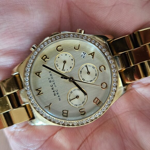 Marc Jacobs Chronograph Gold Dial Gold Steel Strap Watch for Women - MBM3105 - Picture 4 of 14